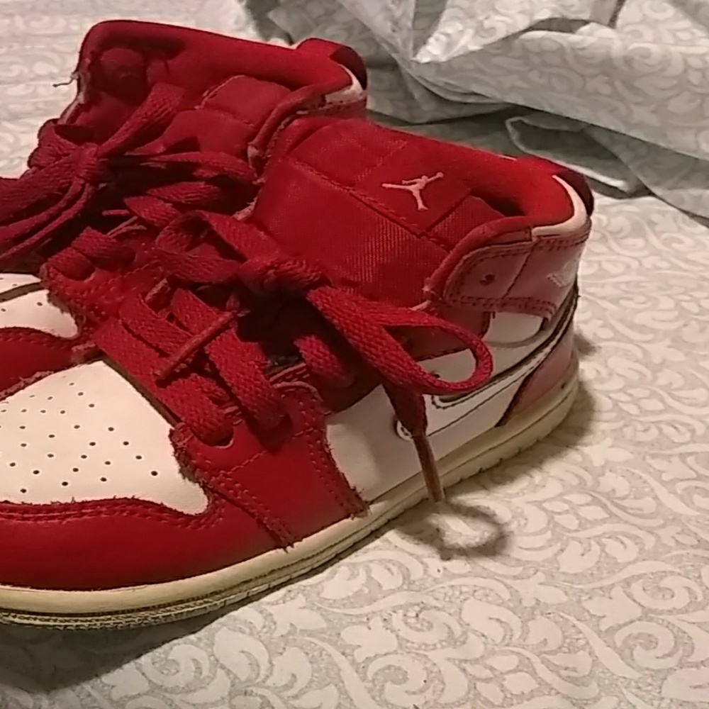 Jordan 1 7c red, white, silver